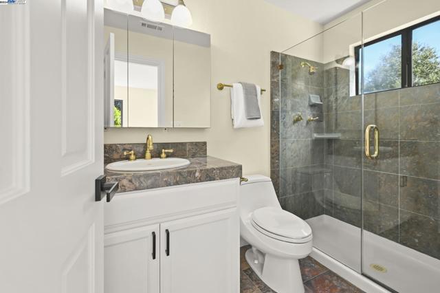 Image 37 of 52 For 783 Solana Dr