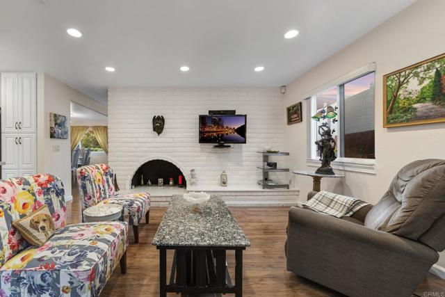 Detail Gallery Image 11 of 68 For 4029 Carpenter Ln, La Mesa,  CA 91941 - 3 Beds | 2 Baths