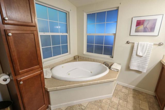 444 Whispering Pines Drive, Scotts Valley CA: https://media.crmls.org/mediaz/2c666087-4a01-41e2-af85-bbcf7fca9c55.jpg