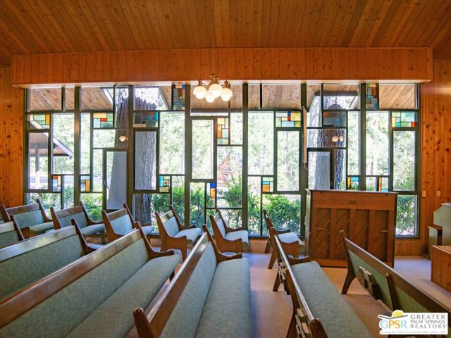25970 Cedar Street, Idyllwild CA: https://media.crmls.org/mediaz/2c672eb2-7394-4a53-8a37-715bdbfad3b7.jpg