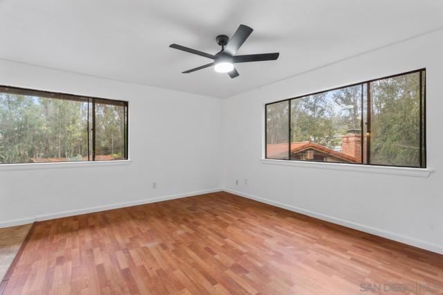 11580 Manzanita Rd, Lakeside CA: https://media.crmls.org/mediaz/2c696ee8-d674-4845-b17a-6b5728576f58.jpg