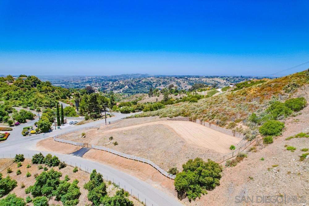 MLS #250032615SD img 37