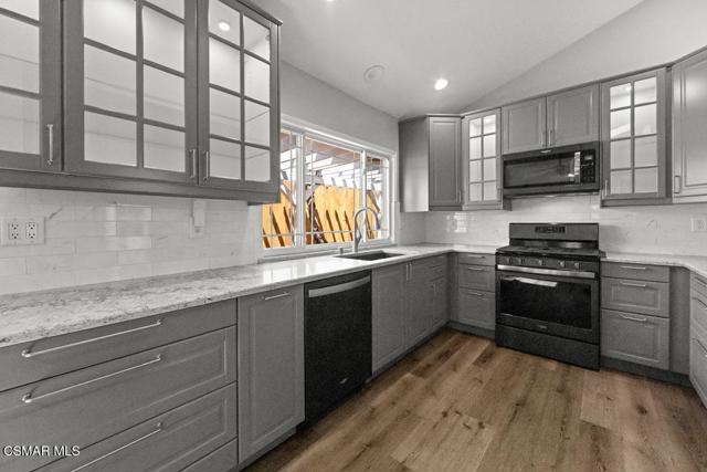 842 Catlin Street, Simi Valley CA: https://media.crmls.org/mediaz/2c6a4c07-aebd-4ae4-99f7-2bb5dc41fc79.jpg