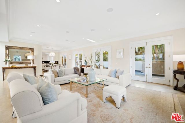 Image 3 of 24 For 1350 Benedict Canyon Drive