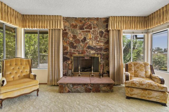 3448 Goldfinch Street, San Diego CA: https://media.crmls.org/mediaz/2c6b3587-f19e-4de6-be78-df64d9f21aa4.jpg