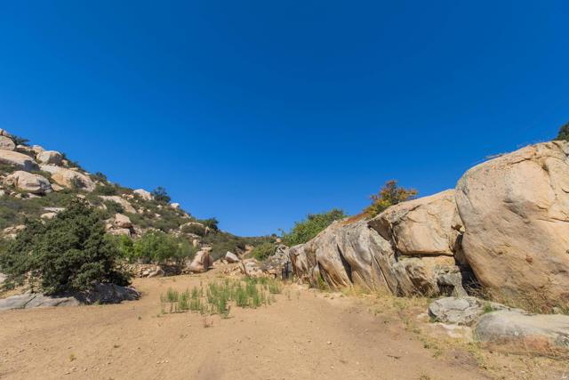 0 V/L Mahogany Ranch Road, Ramona CA: https://media.crmls.org/mediaz/2c6b4cf4-605d-464b-957e-e5c55c094751.jpg