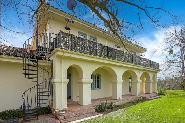 24943 N McIntire Road, Clements CA: https://media.crmls.org/mediaz/2c6b8bd4-4c34-414c-a7ec-83a11a4b2fc5.jpg
