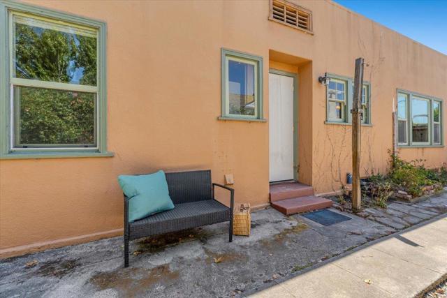 806 Seabright Avenue, Santa Cruz CA: https://media.crmls.org/mediaz/2c6b8d8b-0c6a-41a1-928d-b9b24d5ee468.jpg