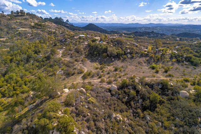 Detail Gallery Image 49 of 63 For 2494 Donnil Lane, Fallbrook,  CA 92028 - 3 Beds | 2 Baths