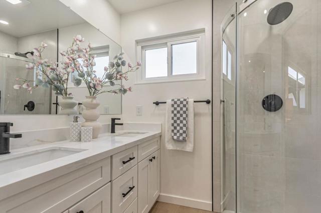 890 Silacci Drive, Campbell CA: https://media.crmls.org/mediaz/2c6bff02-e29e-4424-938a-b8f2eb035f04.jpg
