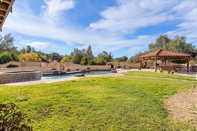 Image 5 of 25 For 18915 Littlefield Ln