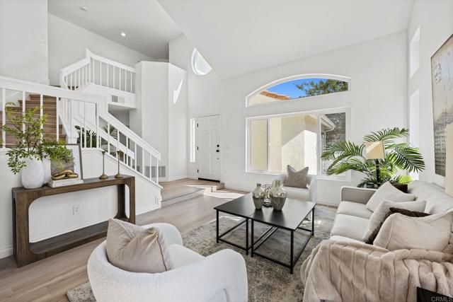 1421 Corte Clasica, San Marcos CA: https://media.crmls.org/mediaz/2c6c42a1-4983-4c6d-85ec-a8af70100641.jpg