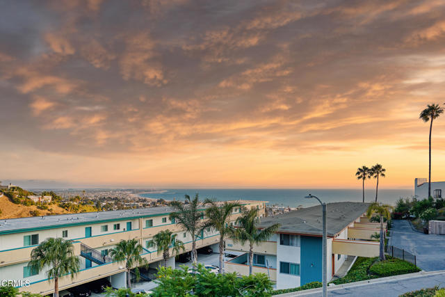 Detail Gallery Image 26 of 58 For 886 Winding Way Dr, Ventura,  CA 93001 - 2 Beds | 2/1 Baths