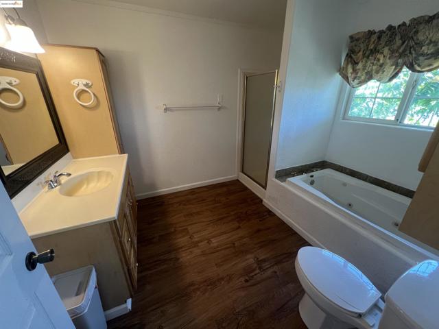619 W 6Th St, Antioch CA: https://media.crmls.org/mediaz/2c6d3638-a696-4fc1-afdc-c64186286ea6.jpg
