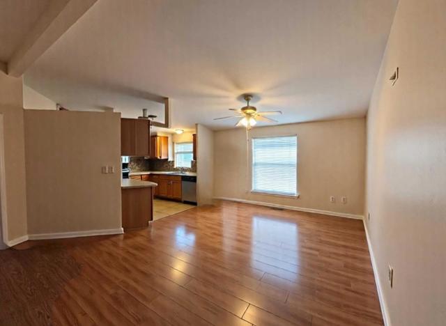 117 Fisk Terrace, Fremont CA: https://media.crmls.org/mediaz/2c6dcf87-c4b7-42df-80f3-551baa4a2467.jpg