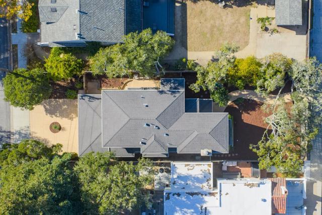 981 Harrison Street, Monterey CA: https://media.crmls.org/mediaz/2c6dd163-9bee-4f86-bd94-0a901edcb184.jpg