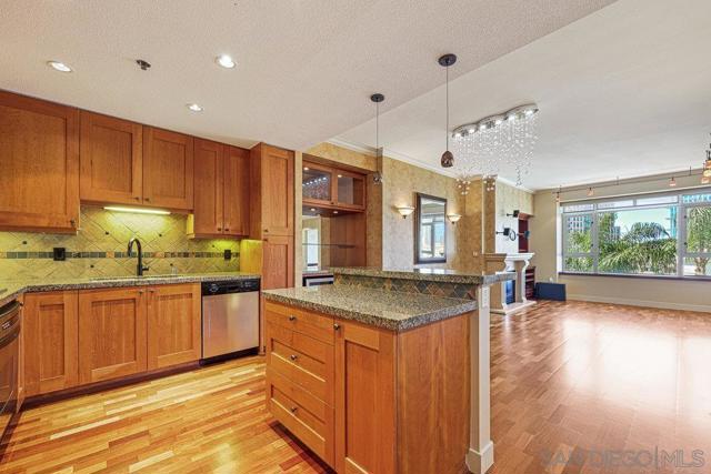 700 W Harbor, San Diego CA: https://media.crmls.org/mediaz/2c6e2826-c406-4c73-9ee1-f80a9e0e847b.jpg