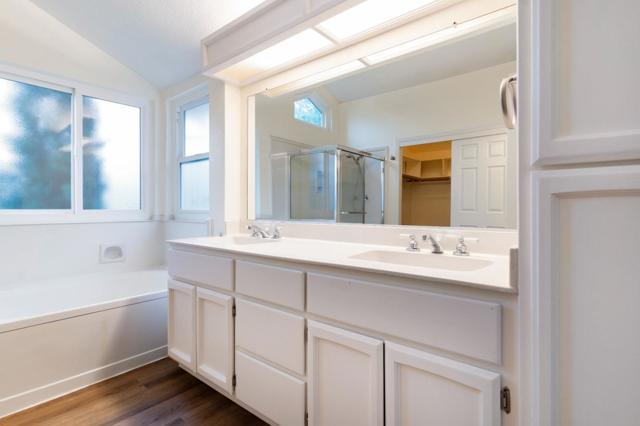 4200 Ciello Court, Cameron Park CA: https://media.crmls.org/mediaz/2c6e6b9d-4860-440d-bc01-d3f895bd9808.jpg
