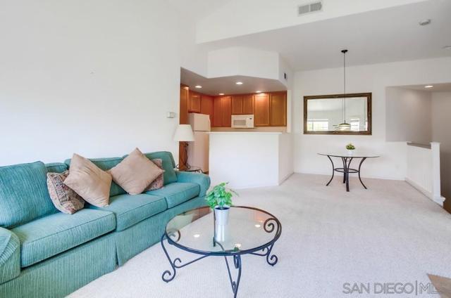 11952 Cypress Canyon Rd, San Diego CA: https://media.crmls.org/mediaz/2c6e7891-2358-415e-8e59-5b885adf13b5.jpg