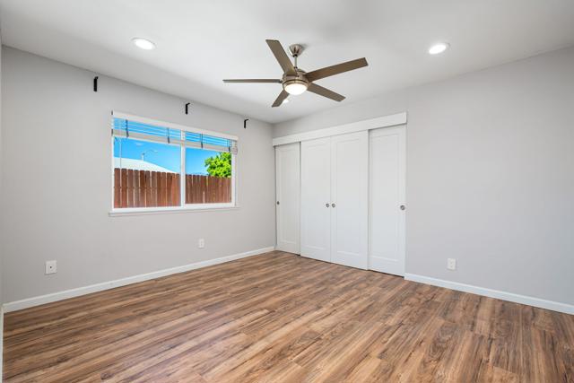 76761 Kentucky Avenue, Palm Desert CA: https://media.crmls.org/mediaz/2c6fa29d-90b5-4f01-8802-74094079d098.jpg
