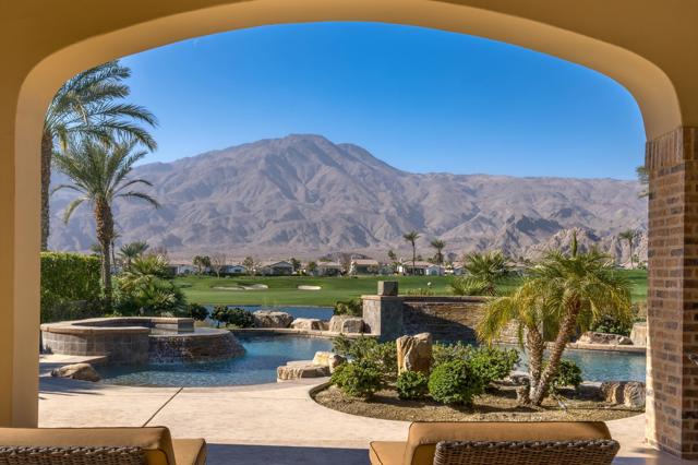 58703 Jerez, La Quinta CA: https://media.crmls.org/mediaz/2c707b99-d313-400d-915c-45186e03cb84.jpg