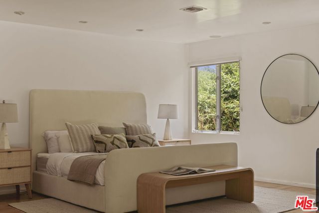 8630 Allenwood Road, Los Angeles CA: https://media.crmls.org/mediaz/2c71f1f2-a2a9-4372-9a4a-ad5b0fd899b7.jpg