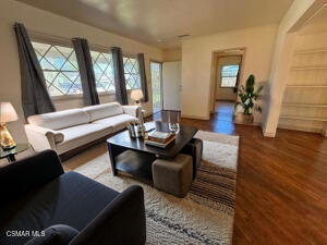 17400 Cantlay Street, Lake Balboa CA: https://media.crmls.org/mediaz/2c72d9fc-fdf1-4ad3-b59a-2274d08227cf.jpg