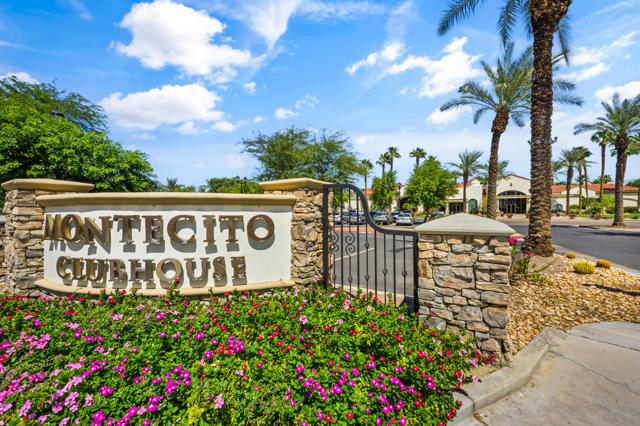 39492 Camino Piscina, Indio CA: https://media.crmls.org/mediaz/2c72f98d-10e7-4921-9ac4-e39e06832bbf.jpg