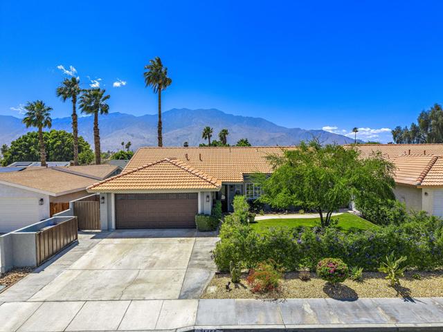 31465 Whispering Palms Trail, Cathedral City CA: https://media.crmls.org/mediaz/2c735a70-5ef4-423b-aa09-b3b797161aa6.jpg