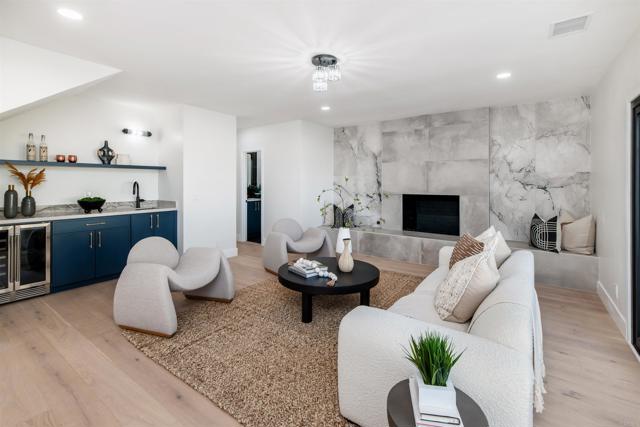 Detail Gallery Image 5 of 47 For 2568 Abedul St, Carlsbad,  CA 92009 - 4 Beds | 3/1 Baths