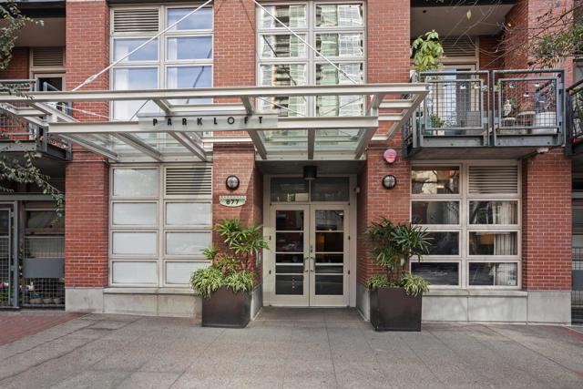 877 Island Avenue, San Diego CA: https://media.crmls.org/mediaz/2c760f6e-440e-4771-ac44-6c11e8d98dfa.jpg