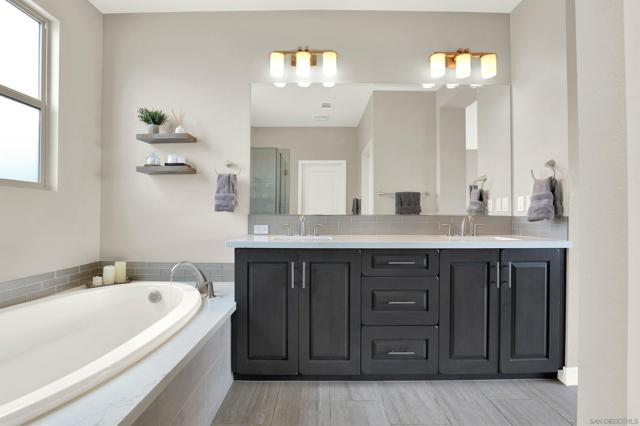 5988 Shaw Lopez Row, San Diego CA: https://media.crmls.org/mediaz/2c761a7e-0f42-4d9b-87f8-e06ec38001a6.jpg