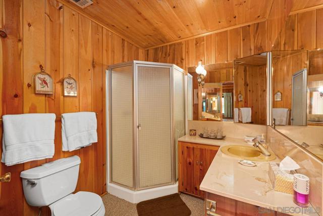 43023 Highway 79, Aguanga CA: https://media.crmls.org/mediaz/2c76bcba-1cc8-47f6-a5c2-f79cb1b02393.jpg