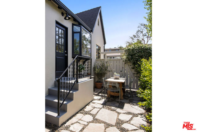 2374 Edgewater Terrace, Los Angeles CA: https://media.crmls.org/mediaz/2c771e09-8d2d-4059-b487-a2cd462d0a32.jpg