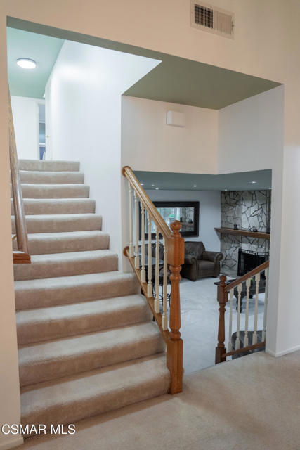 1694 Margate Place, Westlake Village CA: https://media.crmls.org/mediaz/2c77c5d1-ef20-4904-8ef5-48b2fc791968.jpg