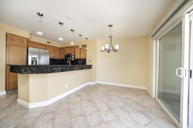 Detail Gallery Image 12 of 28 For 400 N the Strand #27,  Oceanside,  CA 92054 - 2 Beds | 2 Baths