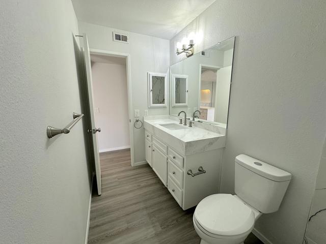 1262 Sunflower N Circle, Palm Springs CA: https://media.crmls.org/mediaz/2c78f0a2-f943-4d19-9999-cf030532566f.jpg