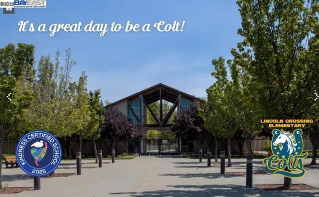 660 Mazzolo Dr, Lincoln CA: https://media.crmls.org/mediaz/2c7915c8-bfdc-4e6b-81af-887bd314390b.jpg