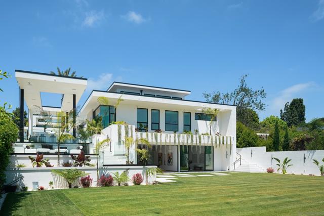 Image 51 of 67 For 6283 La Jolla Scenic Dr S
