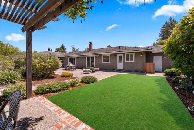 14139 Taos Drive, Saratoga CA: https://media.crmls.org/mediaz/2c7abd65-bc85-40de-9e64-1c02288dcaf7.jpg