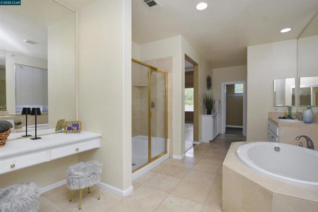 Image 22 of 54 For 5080 Judsonville Dr