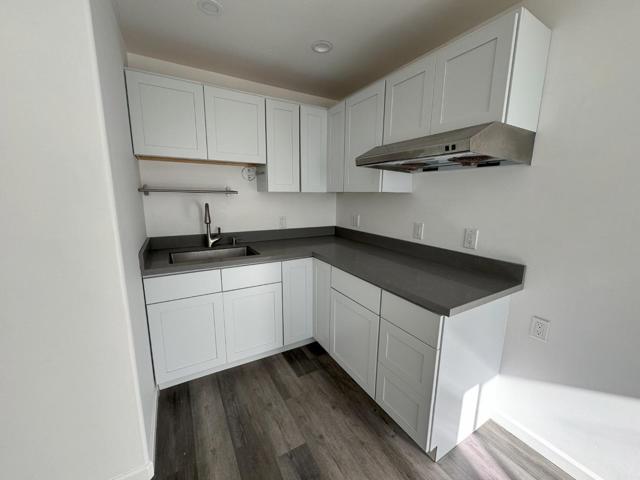 139 Bridgeview Drive, San Francisco CA: https://media.crmls.org/mediaz/2c7baf0b-2ad8-4844-81d0-c61f6b180671.jpg