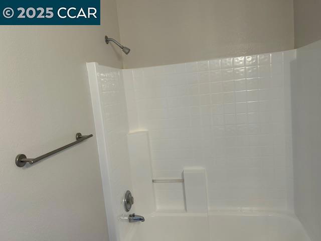 43 The Trees Drive, Concord CA: https://media.crmls.org/mediaz/2c7bcf0f-3494-4be2-95dd-97f7271605d5.jpg