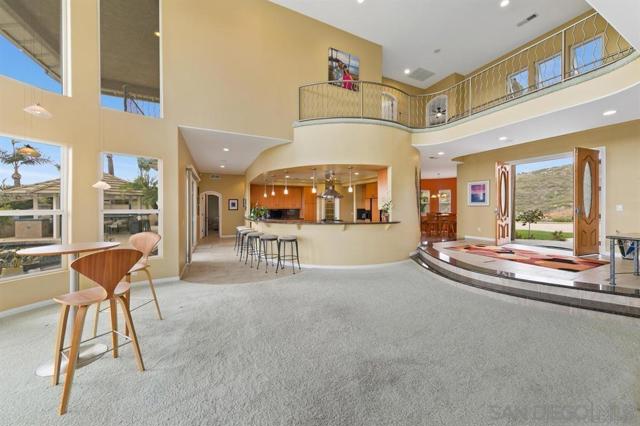 836 Camelot Pkwy, El Cajon CA: https://media.crmls.org/mediaz/2c7c5546-1315-4e8f-9c06-15119cde92ea.jpg