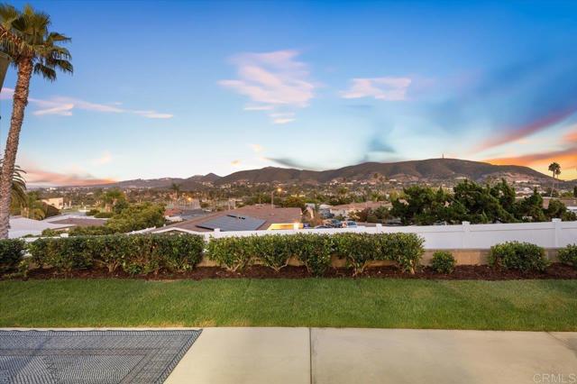 Detail Gallery Image 37 of 75 For 915 La Tierra Dr, San Marcos,  CA 92078 - 3 Beds | 2 Baths