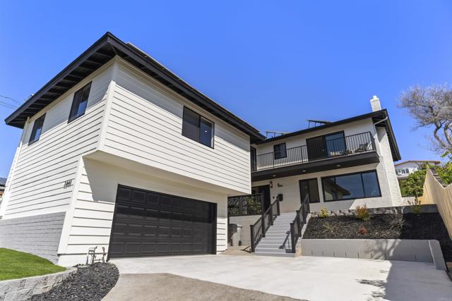 Detail Gallery Image 5 of 72 For 2841 Lloyd Street, San Diego,  CA 92117 - 5 Beds | 3/1 Baths