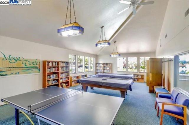 21083 Gary Dr, Hayward CA: https://media.crmls.org/mediaz/2c7d97d9-87d1-43e2-ad78-966f7cf04d69.jpg