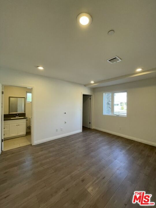 5733 Fulcher Avenue photo 55