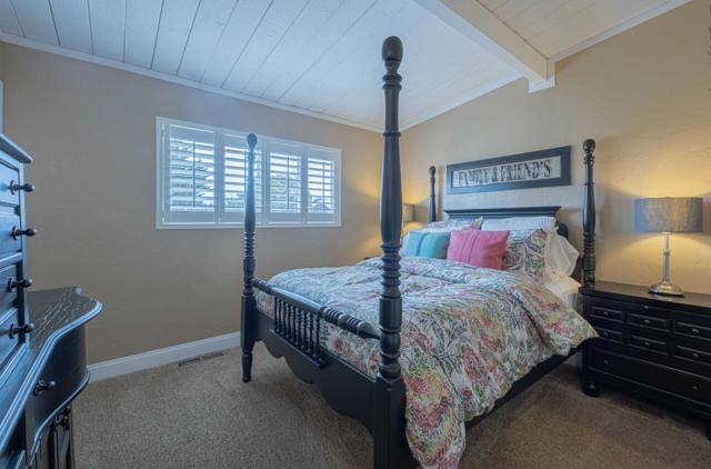 3093 Salinas Avenue, Marina CA: https://media.crmls.org/mediaz/2c7e4b53-de2e-4743-861e-52b3f611ca58.jpg