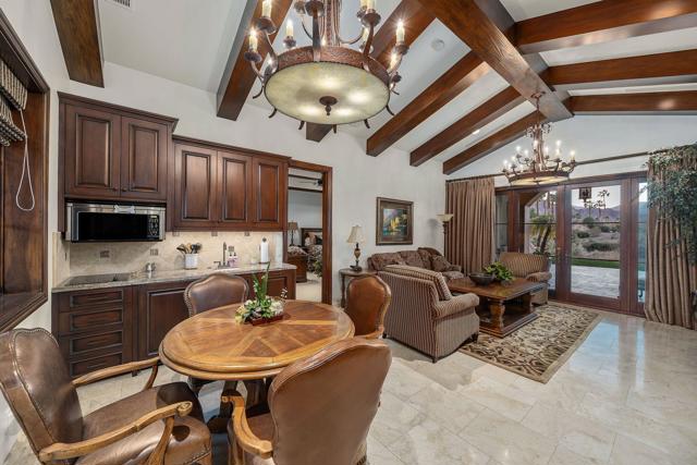 52345 Via Savona, La Quinta CA: https://media.crmls.org/mediaz/2c7e8c86-5c10-453b-888e-835074710233.jpg